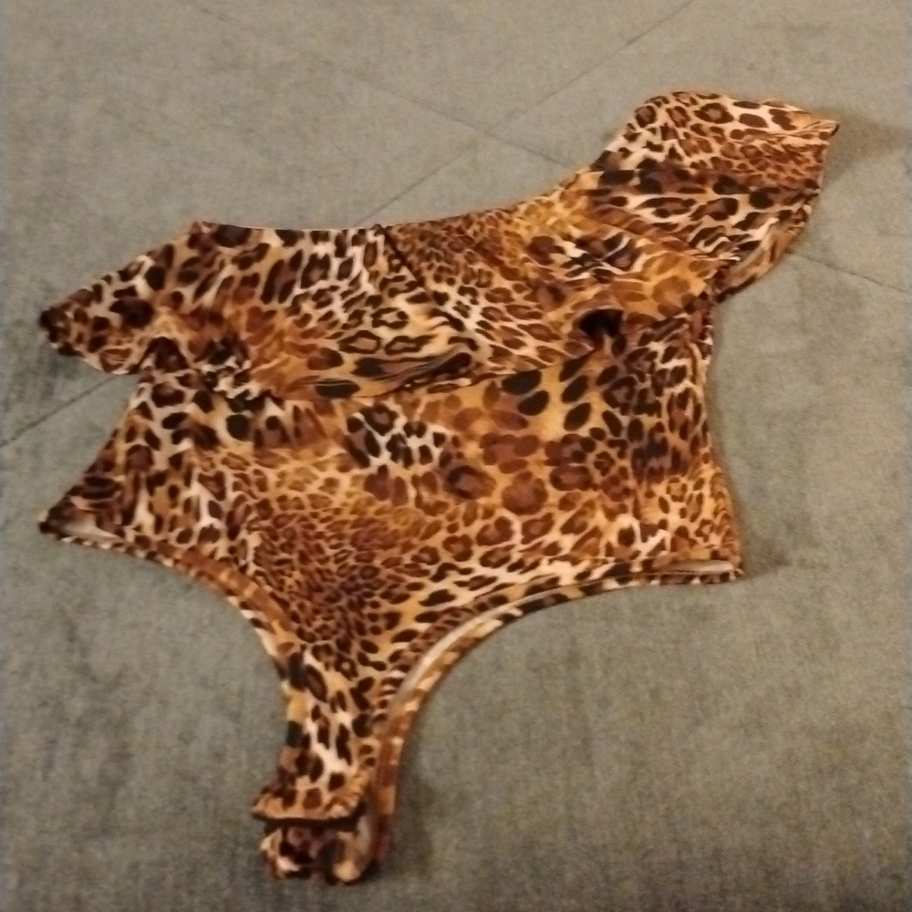 Off shoulder bodysuit